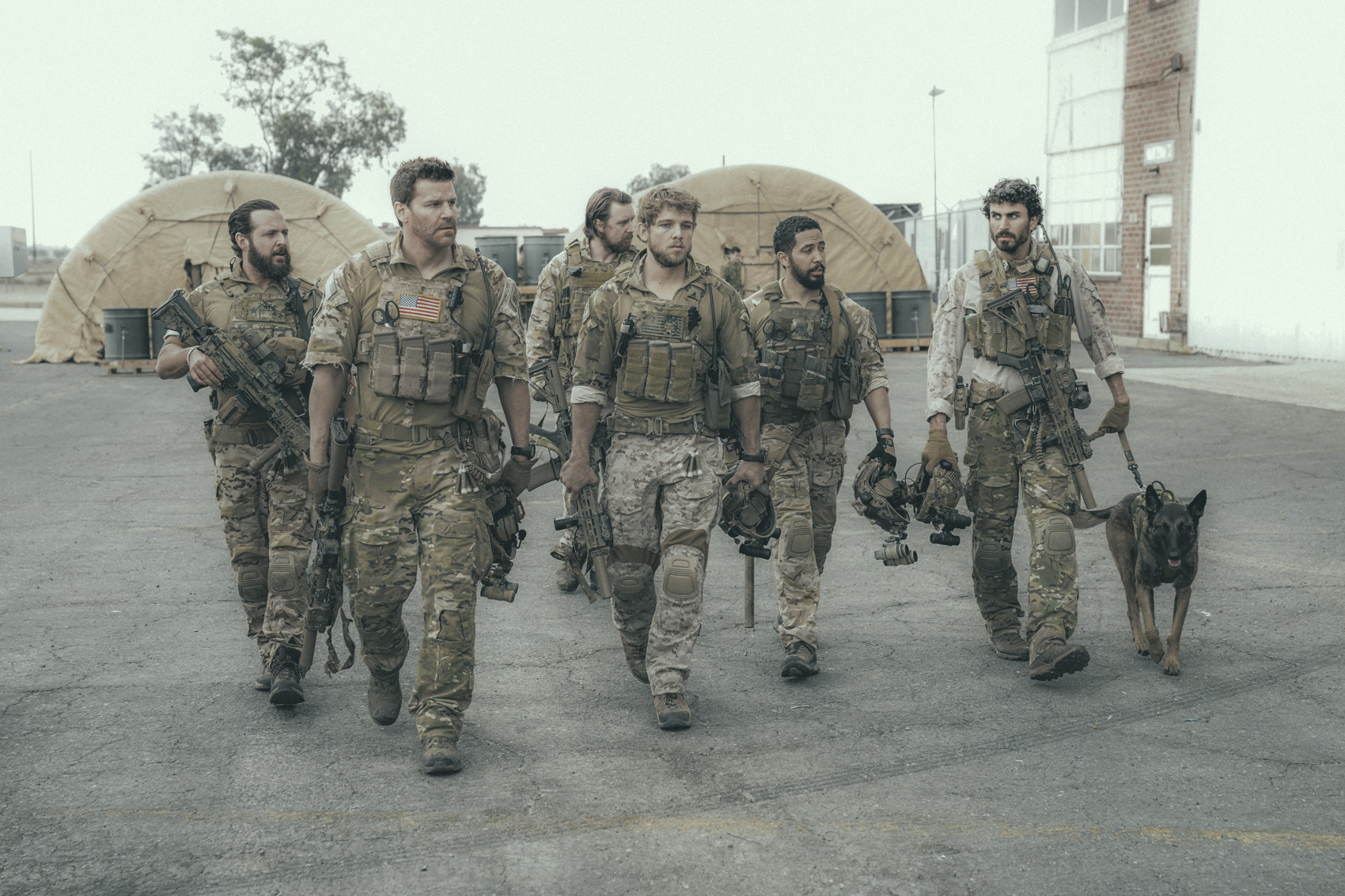 ERIK VOAKE | PHOTOGRAPHER | LOS ANGELES + NEW YORK | SEAL-TEAM | 18