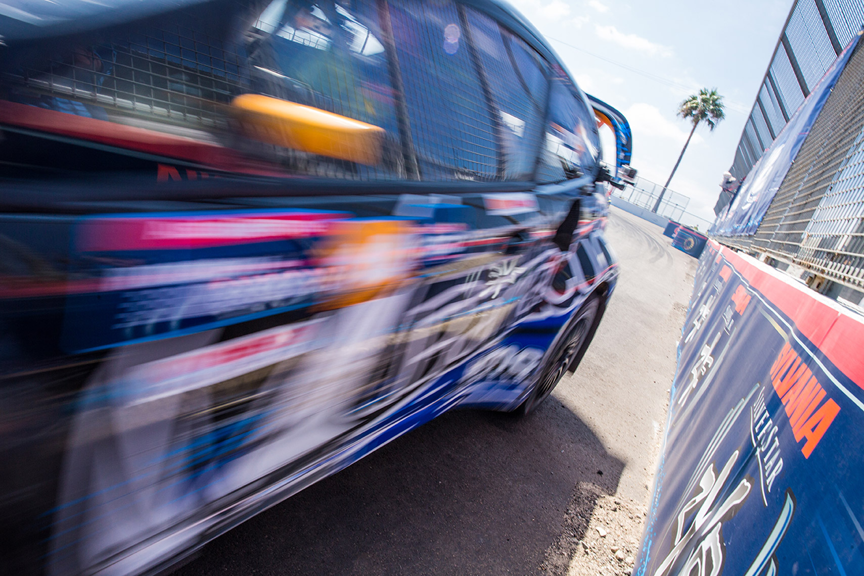 EV_REDBULL_APRIL2015_webres_2